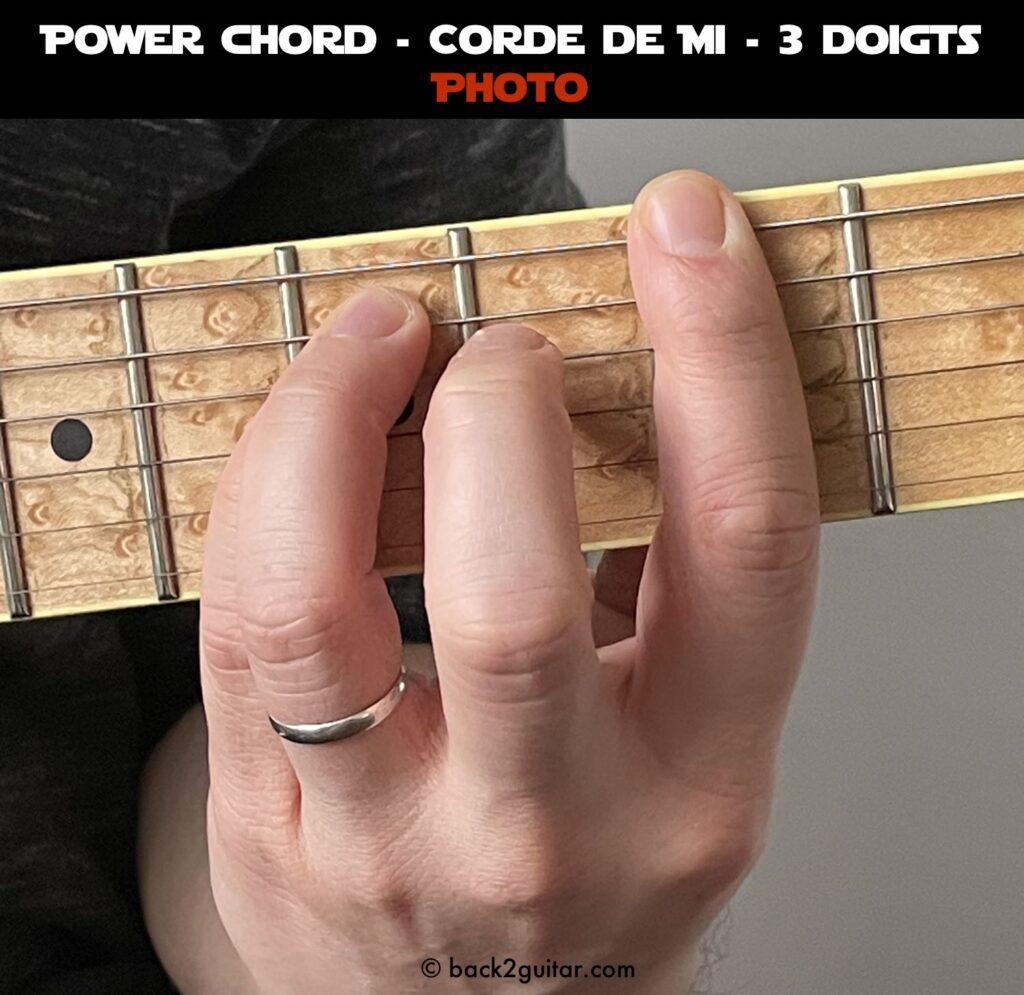photo power chord corde de mi 3 doigts